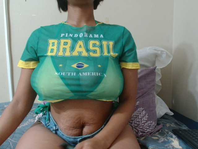 GoldenRush01's BongaCams show and profile