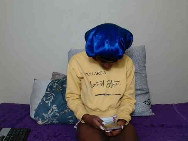 AfricanMelanin webcam