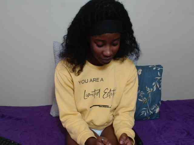 AfricanMelanin webcam