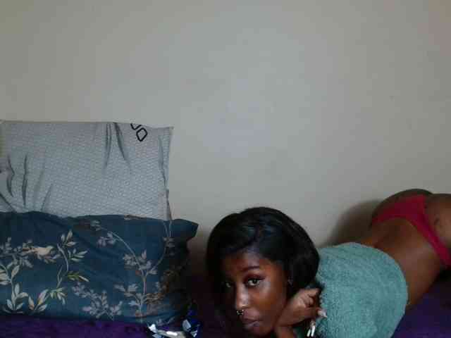 AfricanMelanin webcam