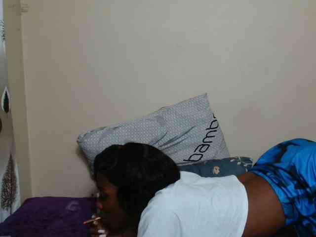 AfricanMelanin webcam