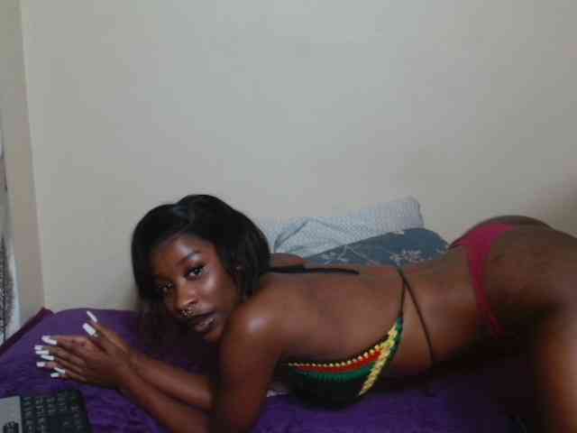 AfricanMelanin webcam