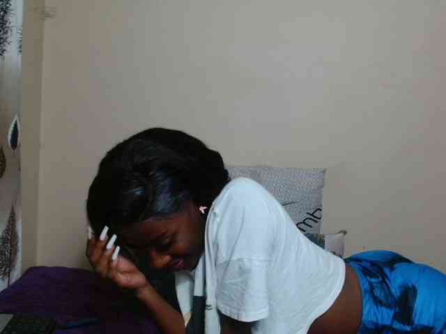 AfricanMelanin webcam