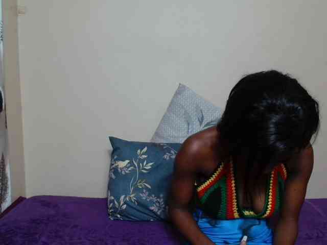 AfricanMelanin webcam