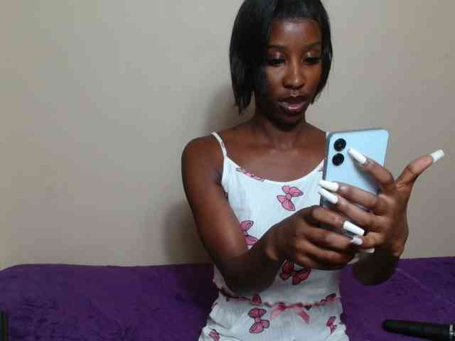 AfricanMelanin webcam