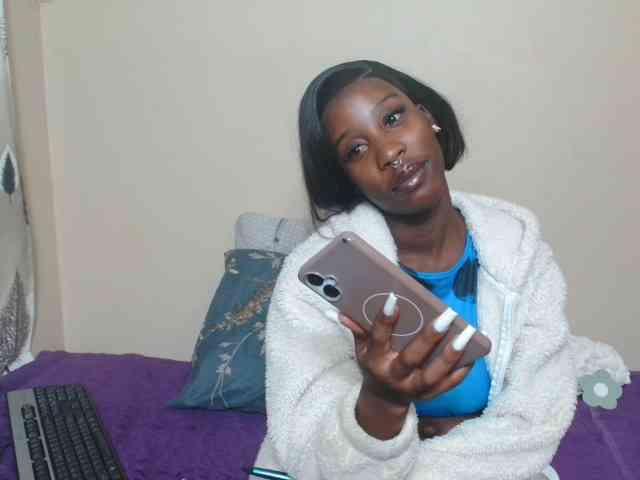 AfricanMelanin webcam