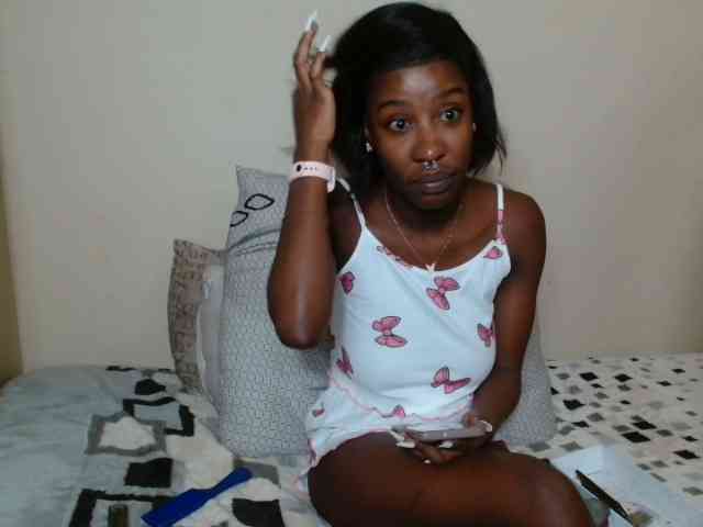 AfricanMelanin webcam