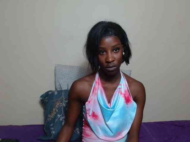 AfricanMelanin webcam