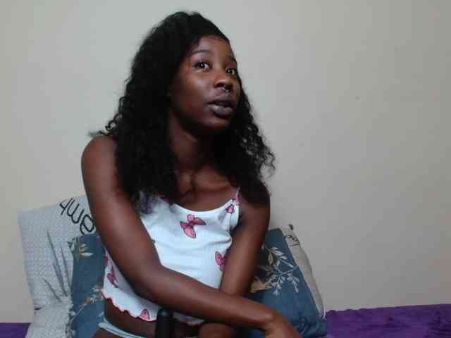 AfricanMelanin webcam