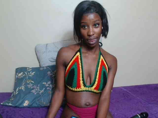 AfricanMelanin webcam