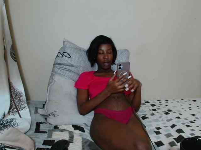 AfricanMelanin webcam