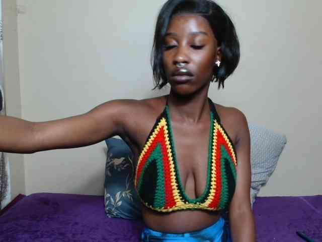 AfricanMelanin webcam