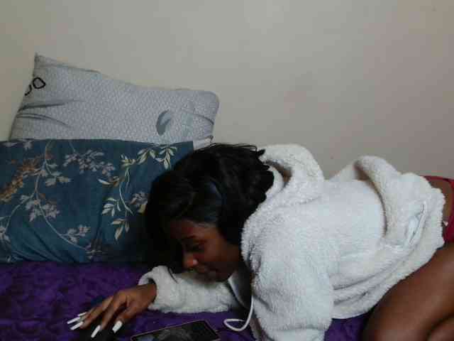 AfricanMelanin webcam