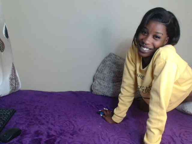 AfricanMelanin webcam