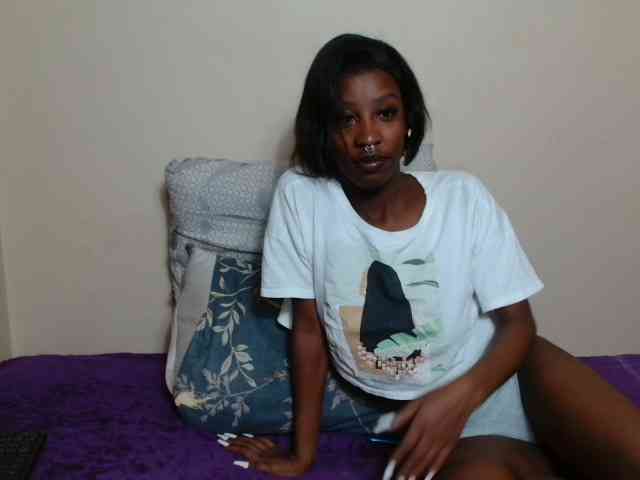 AfricanMelanin webcam