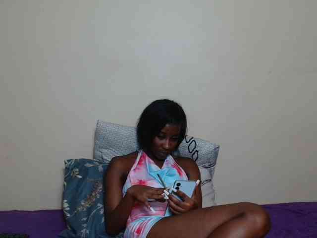 AfricanMelanin webcam