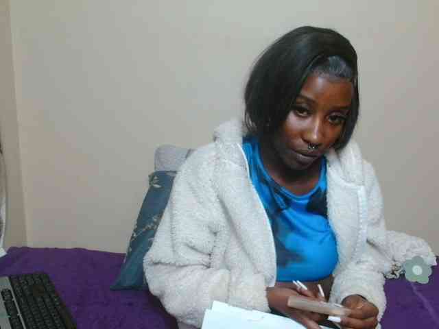 AfricanMelanin webcam