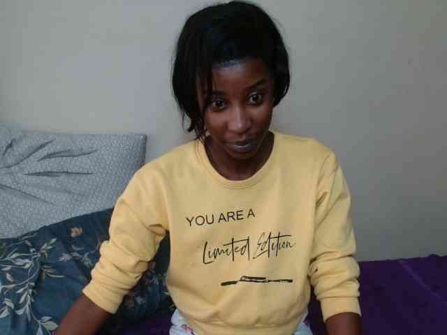 AfricanMelanin webcam