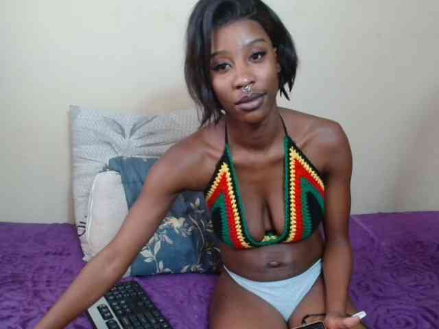 AfricanMelanin webcam