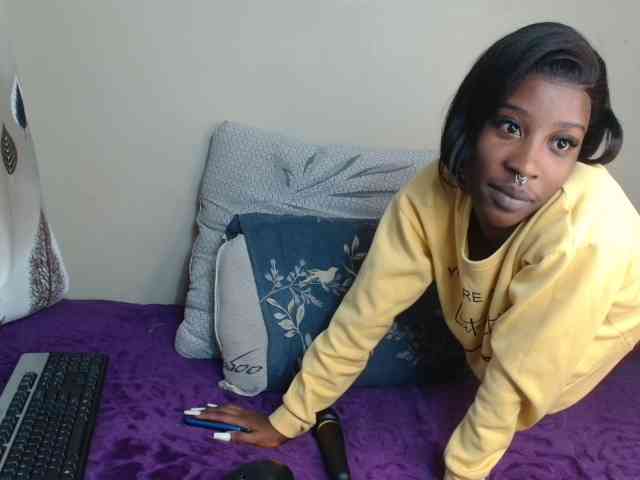 AfricanMelanin webcam