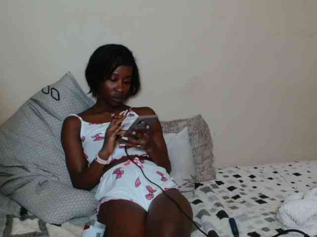 AfricanMelanin webcam