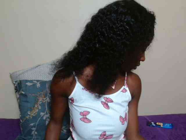 AfricanMelanin webcam