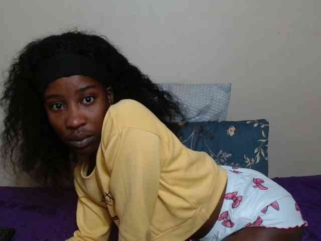 AfricanMelanin webcam