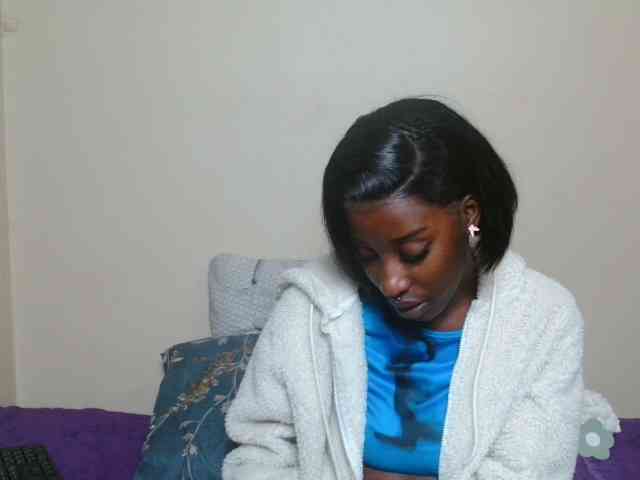 AfricanMelanin webcam