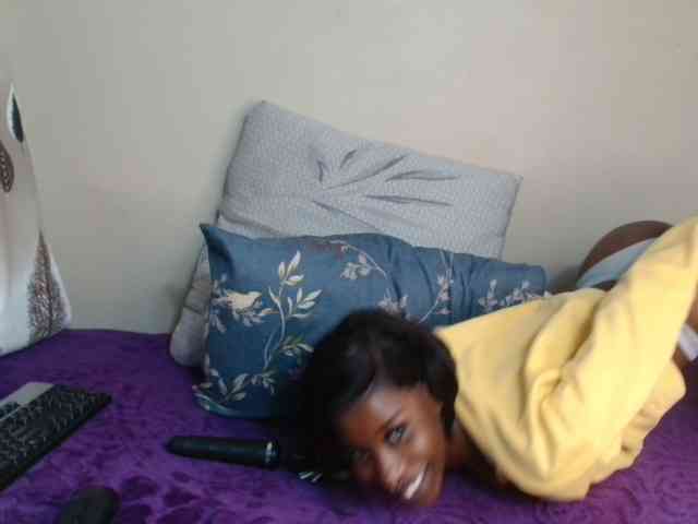 AfricanMelanin webcam