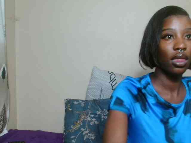 AfricanMelanin webcam