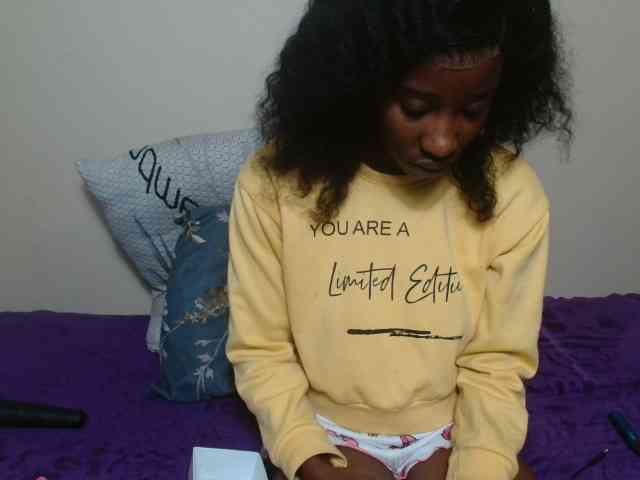 AfricanMelanin webcam