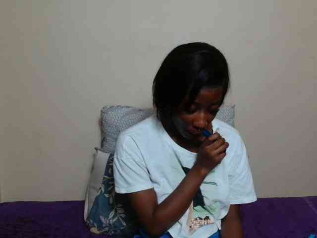 AfricanMelanin webcam