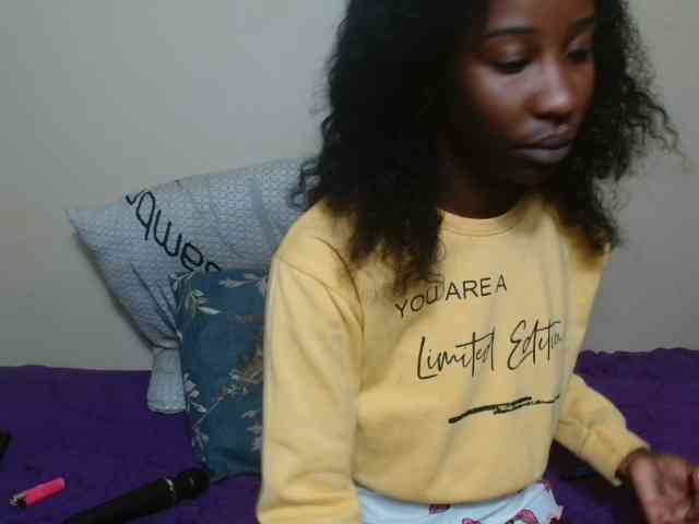 AfricanMelanin webcam