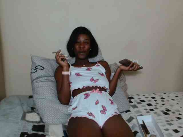 AfricanMelanin webcam