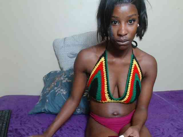 AfricanMelanin webcam