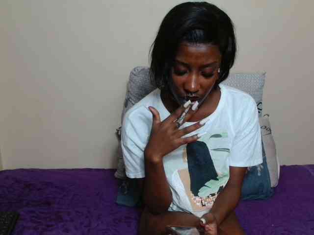 AfricanMelanin webcam