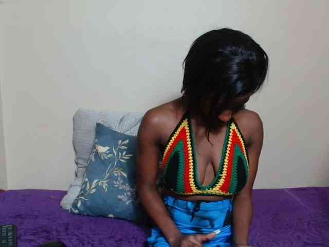 AfricanMelanin webcam