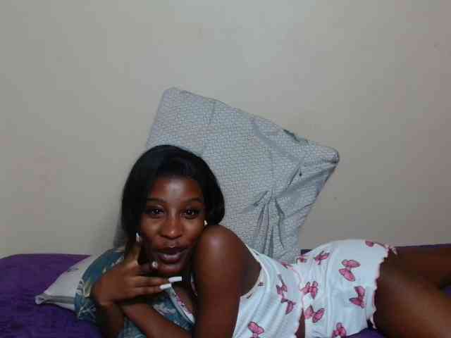 AfricanMelanin webcam