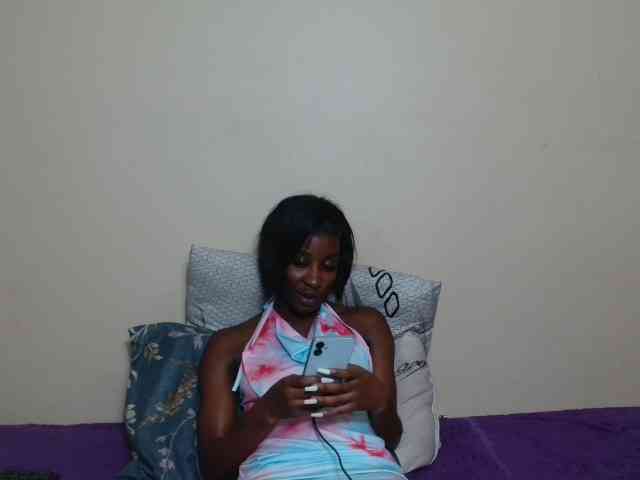 AfricanMelanin webcam