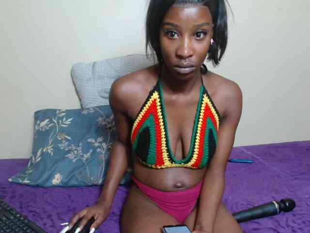 AfricanMelanin webcam