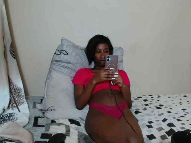 AfricanMelanin webcam