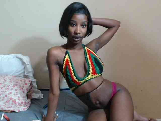 AfricanMelanin webcam