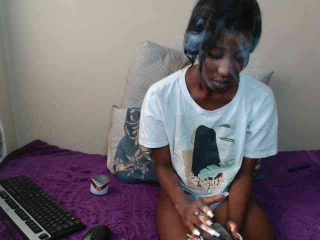 AfricanMelanin webcam