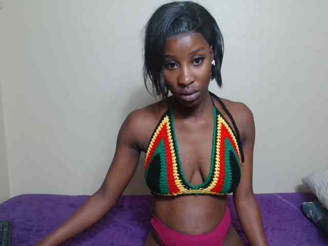 AfricanMelanin webcam