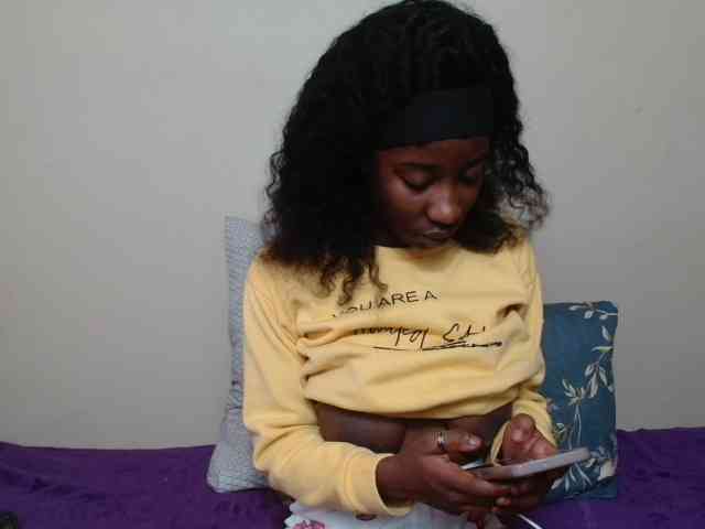 AfricanMelanin webcam