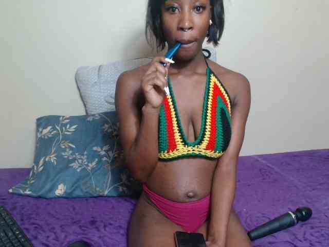 AfricanMelanin webcam