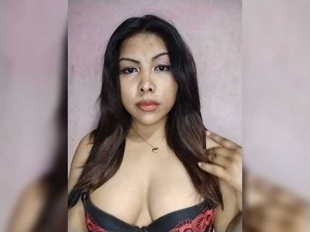 Doudou261 live cam on BongaCams