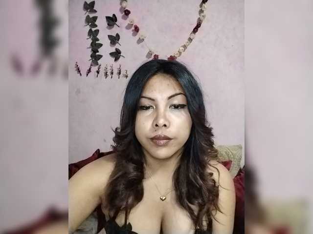 Doudou261 live cam on BongaCams