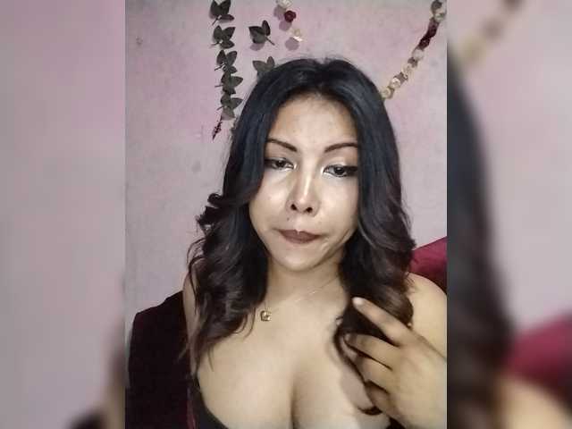 Doudou261 live cam on BongaCams