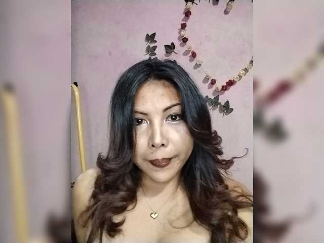 Doudou261 live cam on BongaCams